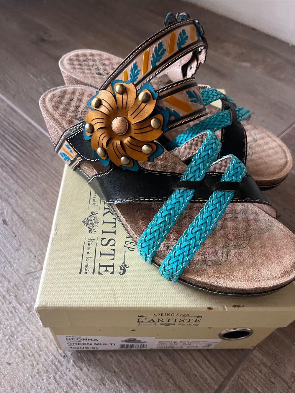 L’Artiste Deonna Braided Sandals size 9